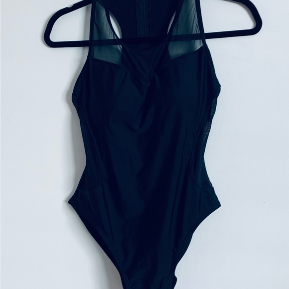 NWOT 1 pc black with mesh bathing suit - Picture 3 of 8